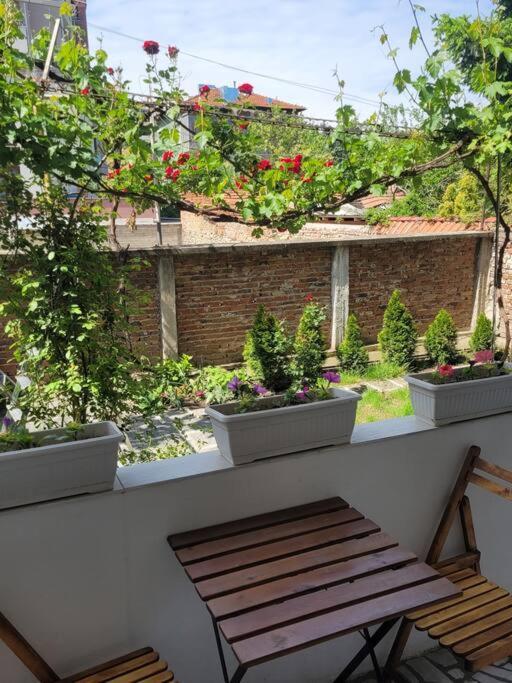 Plovdiv Top Center 2 Bdrm Apartment, 5Min From Central Square & Garden, Free Parking Kültér fotó